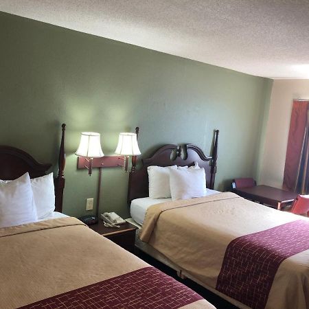 Motor Inns Of America Madisonville Экстерьер фото