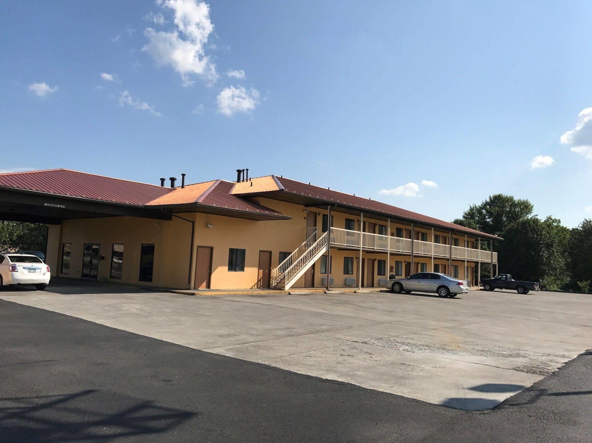 Motor Inns Of America Madisonville Экстерьер фото