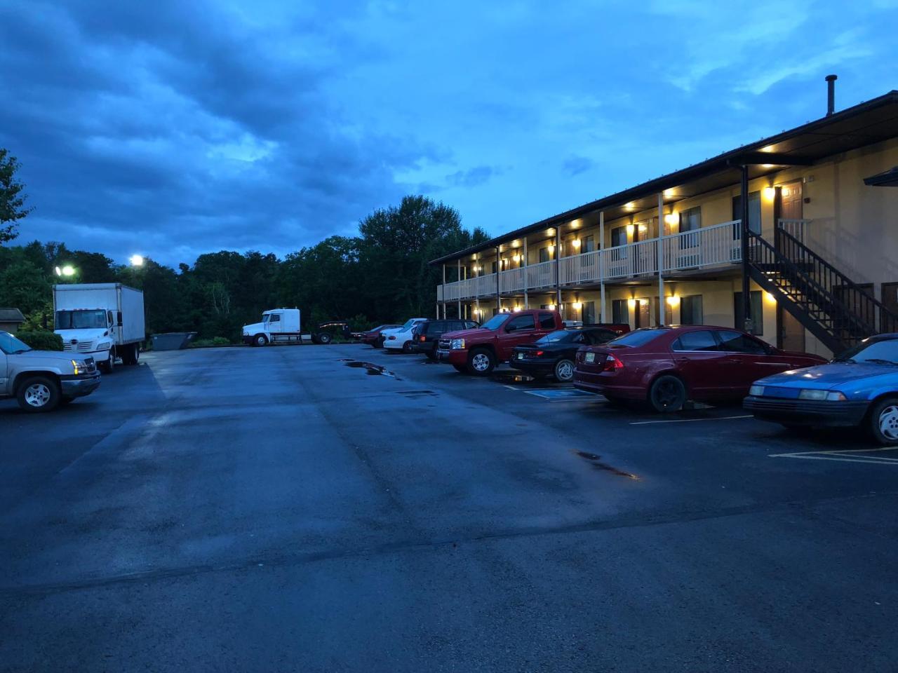 Motor Inns Of America Madisonville Экстерьер фото
