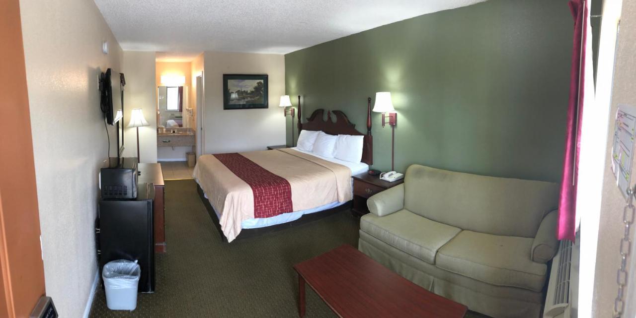 Motor Inns Of America Madisonville Экстерьер фото
